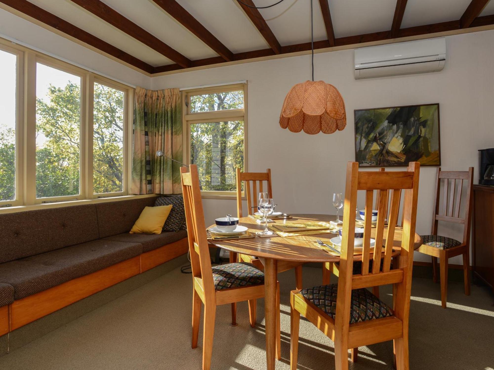 Jacaranda Lodge - Napier Hill Holiday Home Extérieur photo