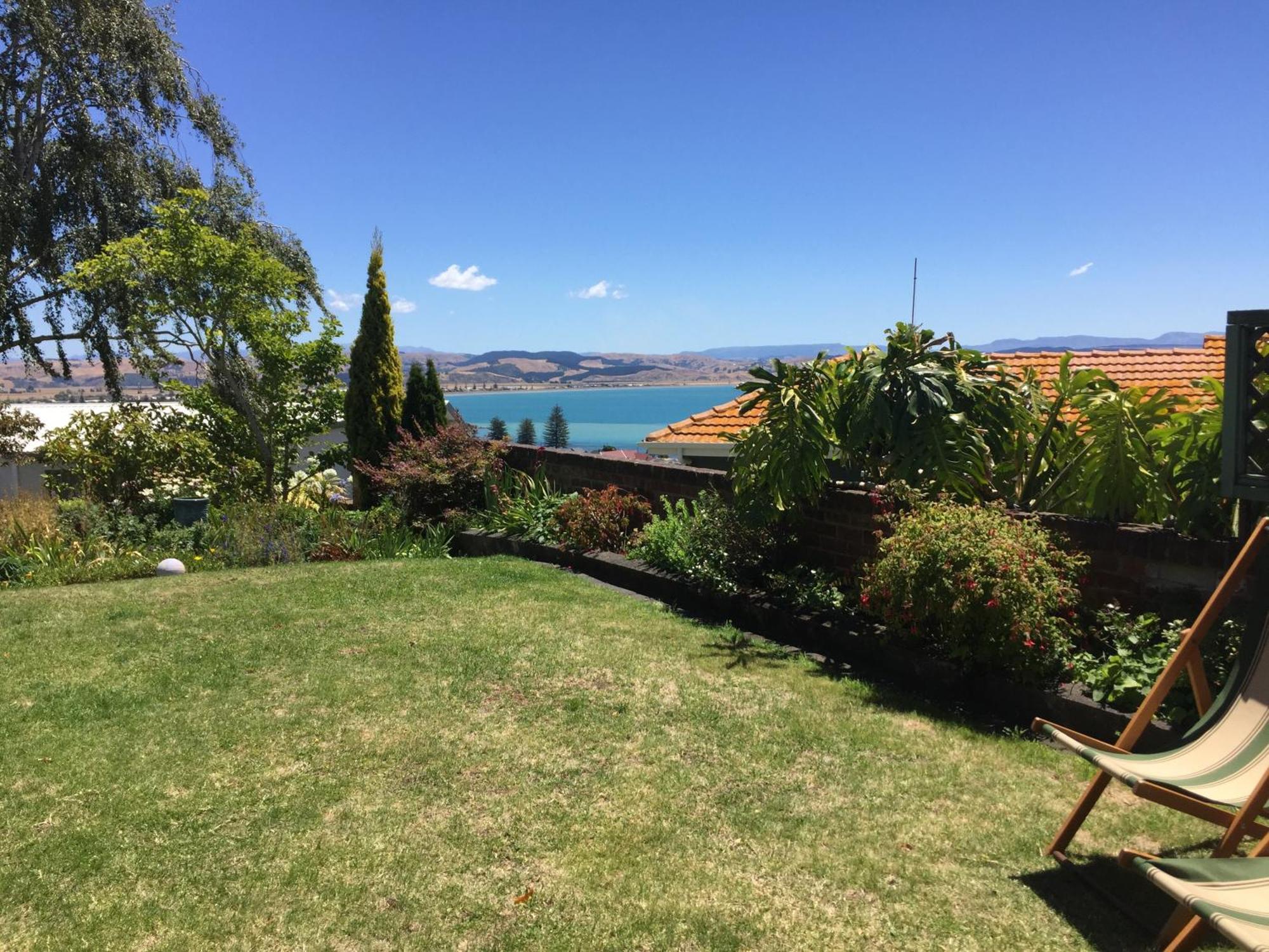 Jacaranda Lodge - Napier Hill Holiday Home Extérieur photo